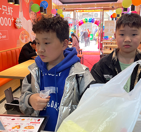 热烈祝贺湖北仙桃如意馄饨新城壹号新街店盛大开业！