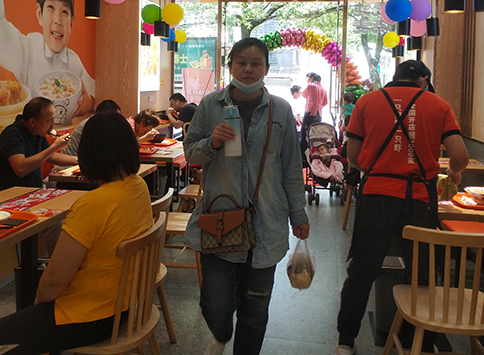 热烈祝贺湖北咸宁如意馄饨钟楼店盛大开业！