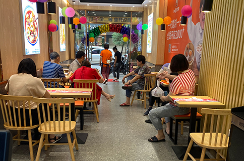 热烈祝贺湖北黄石如意馄饨大冶实验中学店盛大开业！