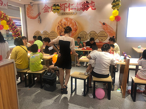 热烈祝贺如意馄饨无锡宜兴宝龙广场店盛大开业！