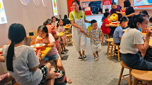 【快餐加盟】加盟快餐店需要注意哪些问题？