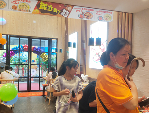 开一家馄饨店是选择加盟好还是创立自己的品牌好？